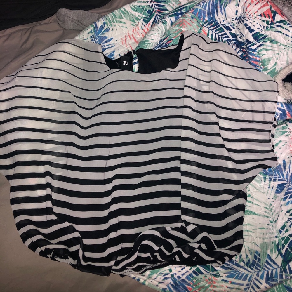 blouse (dress shirt)